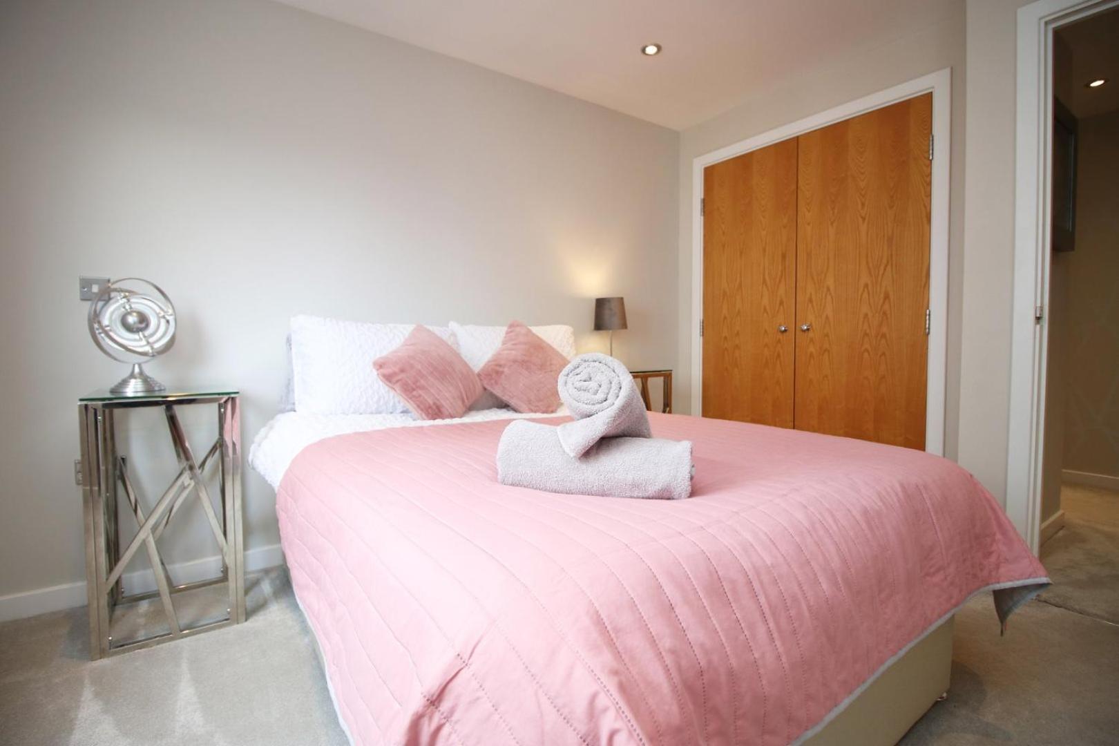شقة Perfect Getaway In Cardiff Marina المظهر الخارجي الصورة