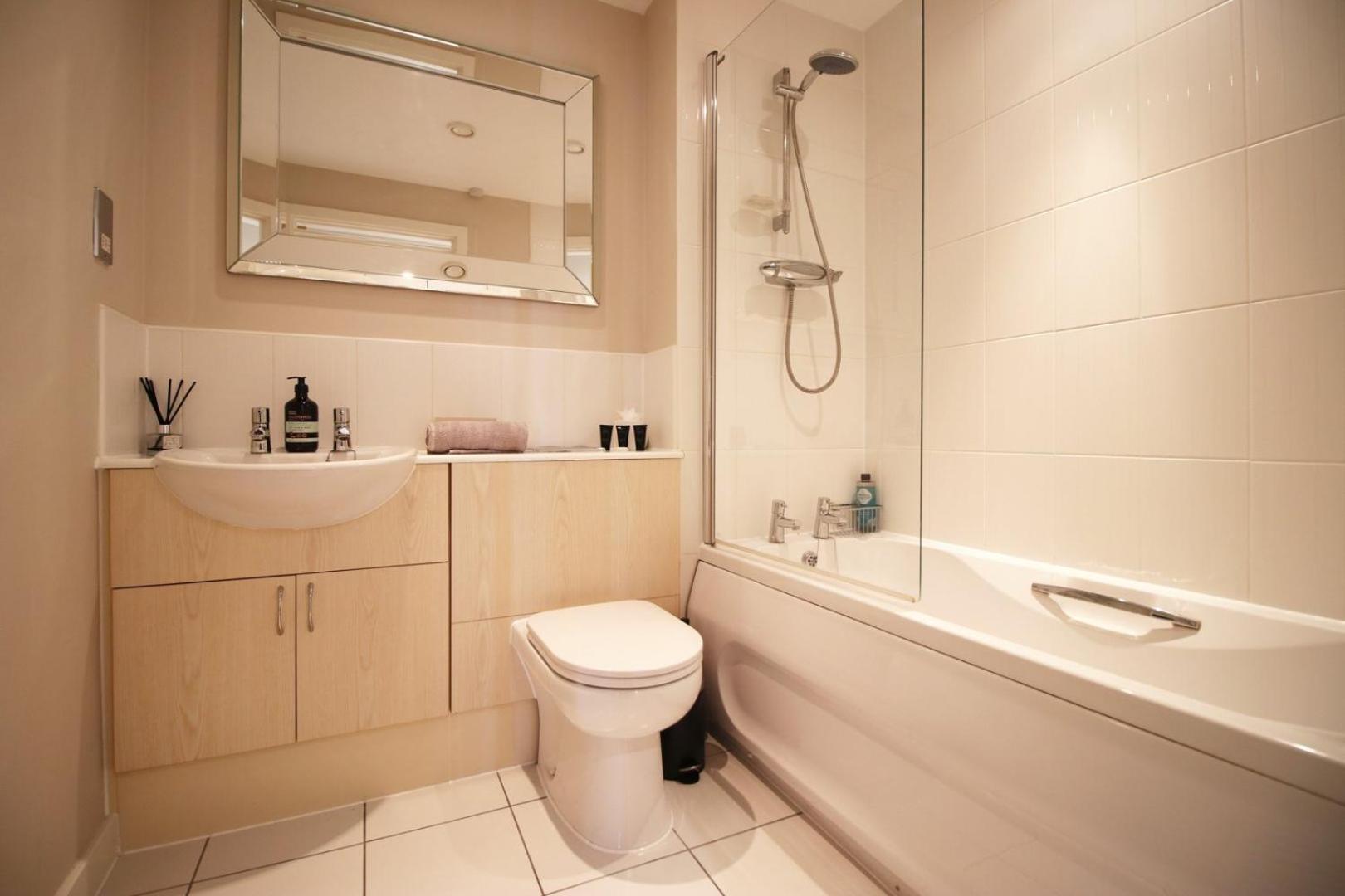 شقة Perfect Getaway In Cardiff Marina المظهر الخارجي الصورة
